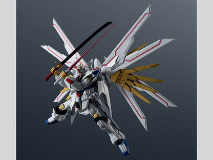 GUNDAM - GUNDAM UNIVERSE ZGMF/A-262PD-P Mighty Strike Freedom Gundam (PRE-BUILT ARTICULATION GUNDAM)